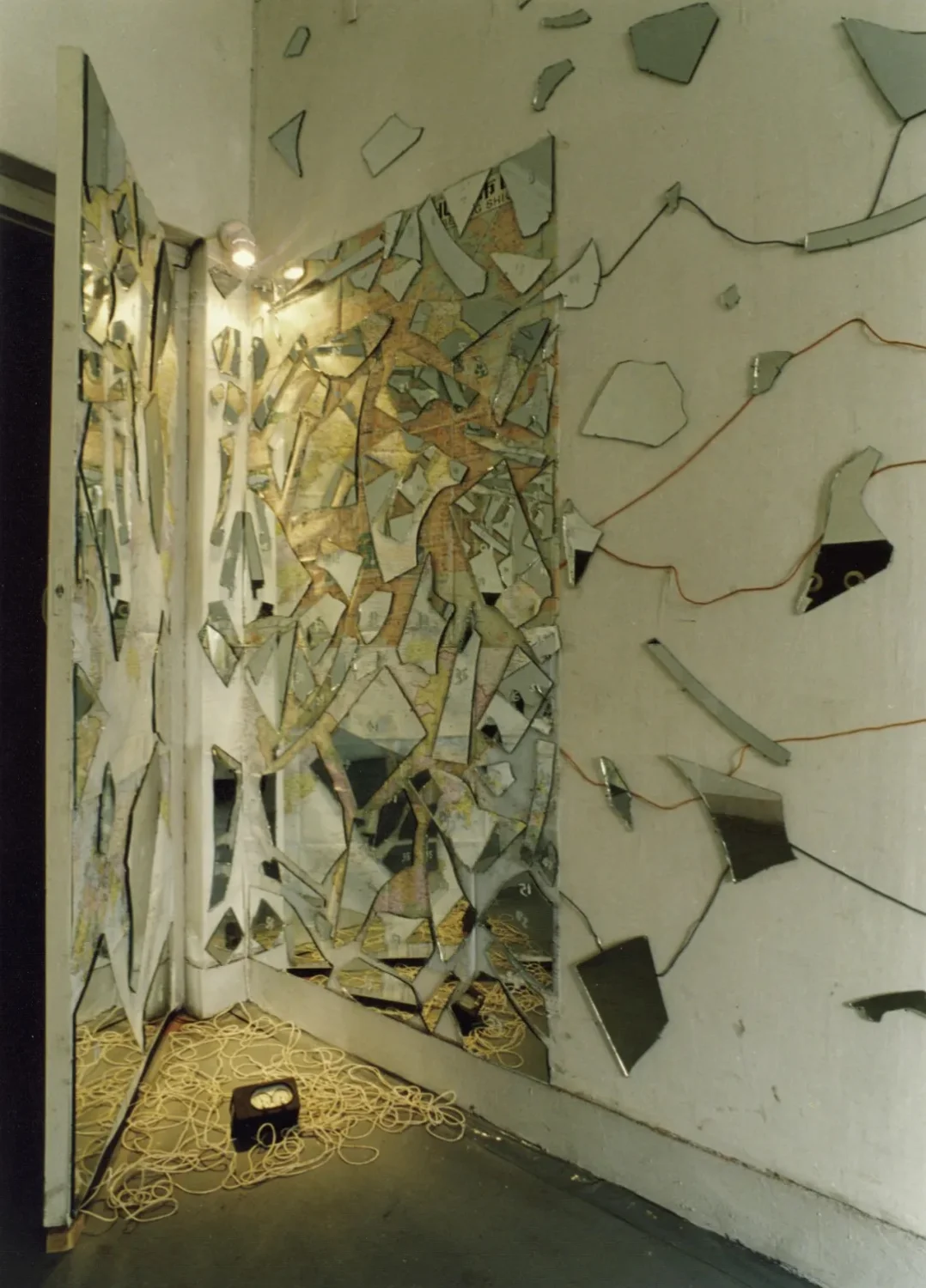 《时间裂片》作品高清图
